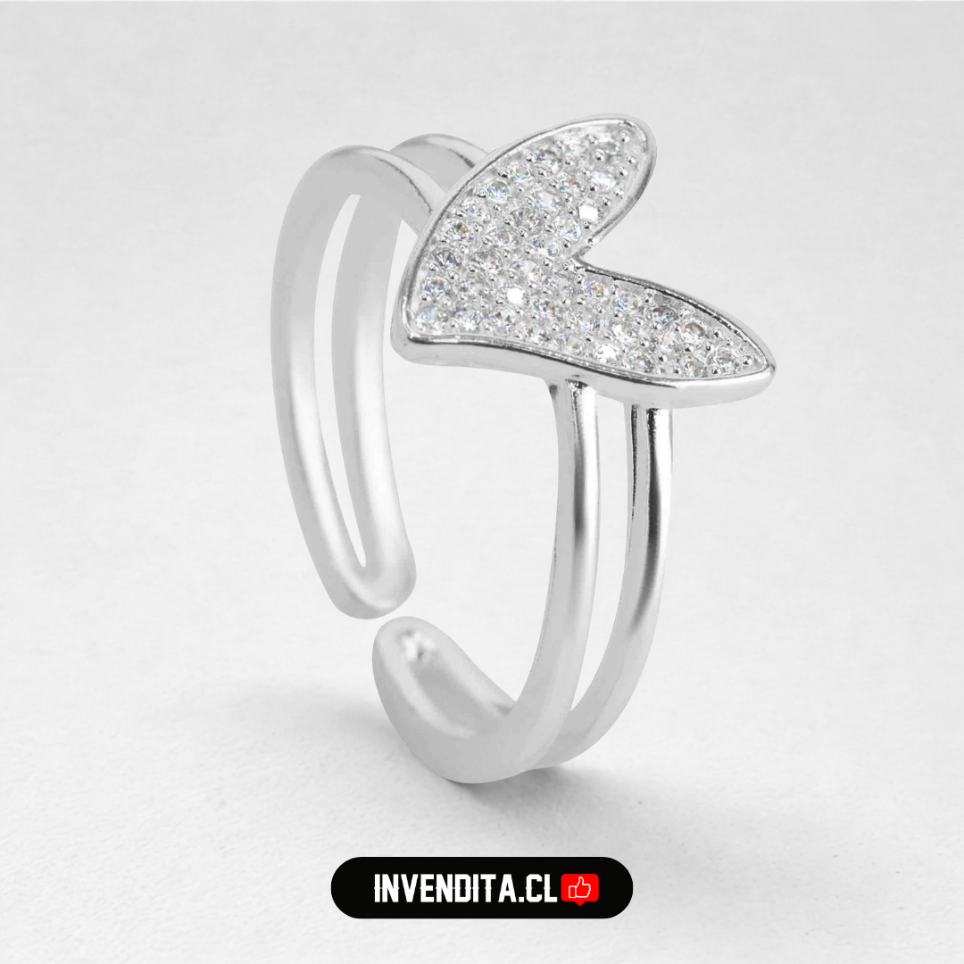 Anillo enchapado en plata diseño corazón con circones