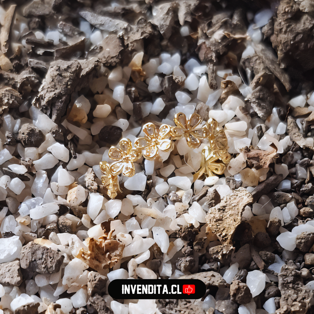 Anillo enchapado en oro banda de flores con circón estilo semi abierto