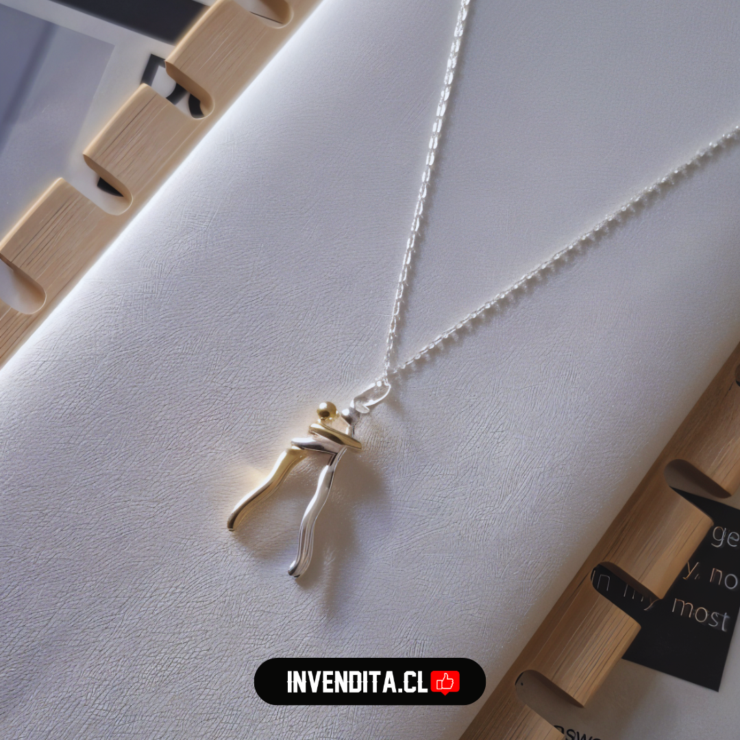 Collar de plata 925 diseño abrazo infinito de dos colores