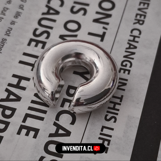 Aro enchapado en plata modelo Cuff argolla maxi lisa