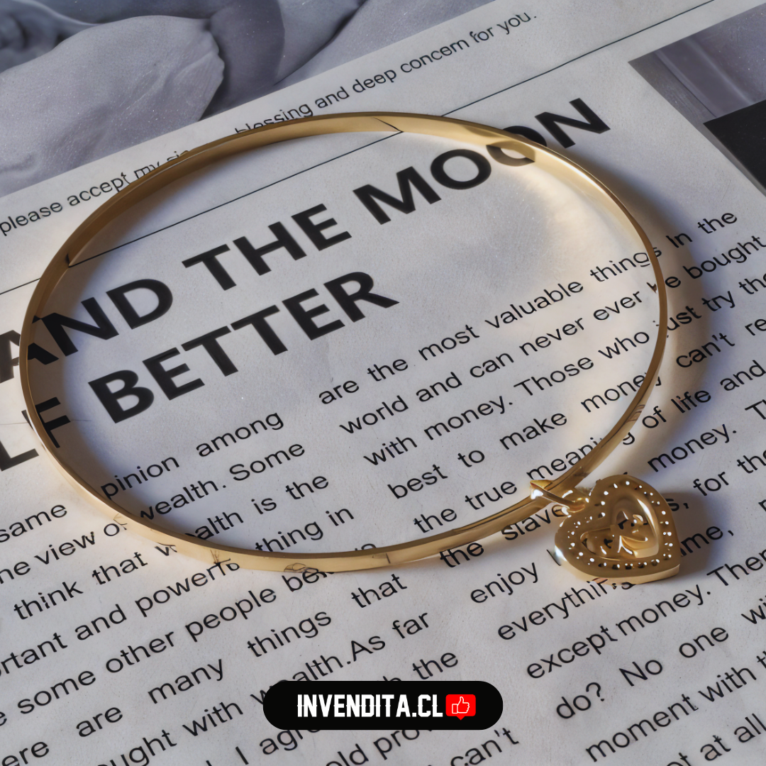 Pulsera enchapada en oro esclava y dije de corazón con circones