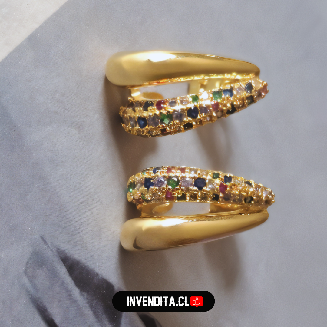 Aros enchapados en oro estilo en V con banda de circones de colores
