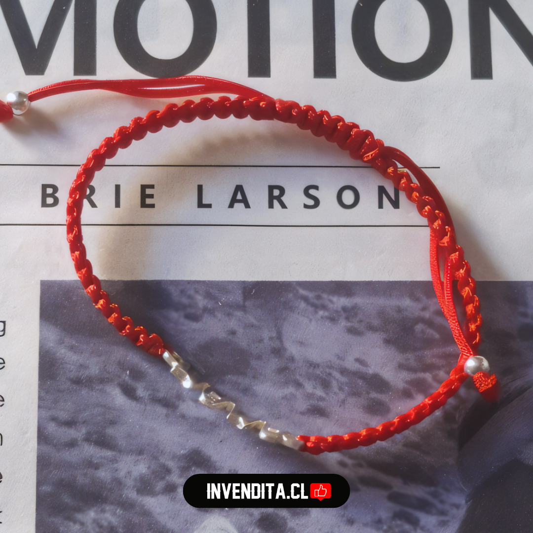 Pulsera de plata 925 "MAMÁ" macramé roja