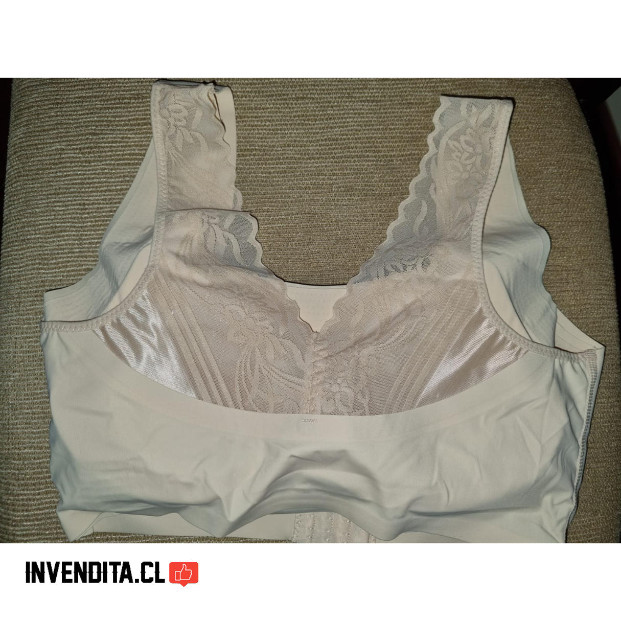 Sostén deportivo con encaje y push up