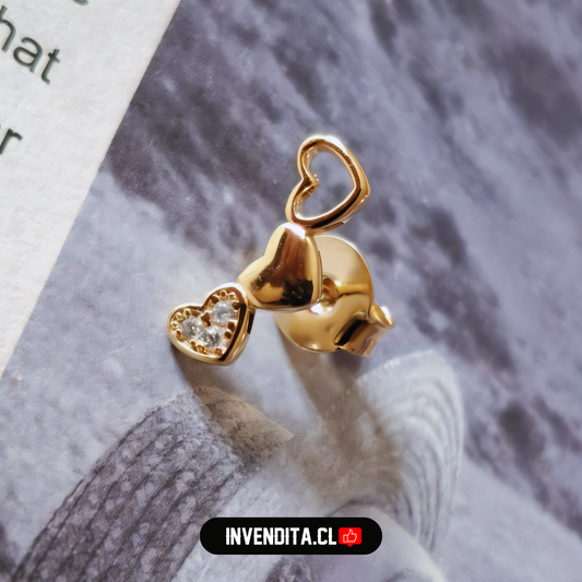 Aros enchapados en oro estilo trepador diseño corazones con circón