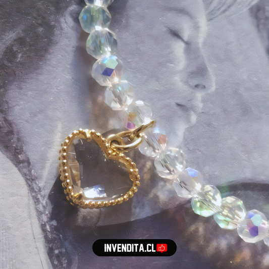 Pulsera de cristales con corazón enchapado en oro