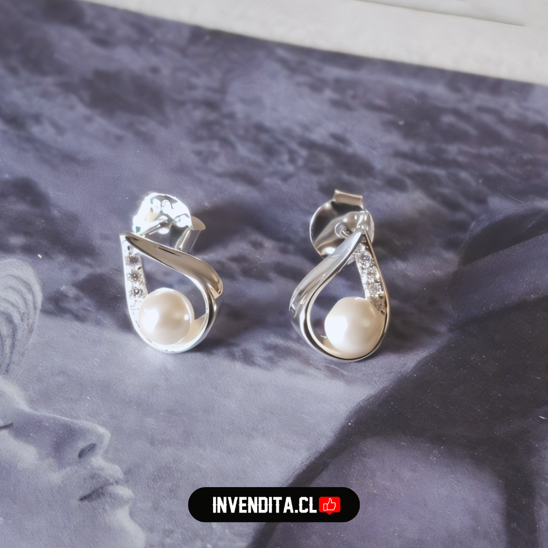Aros de plata 925 figura gota con perla y circones