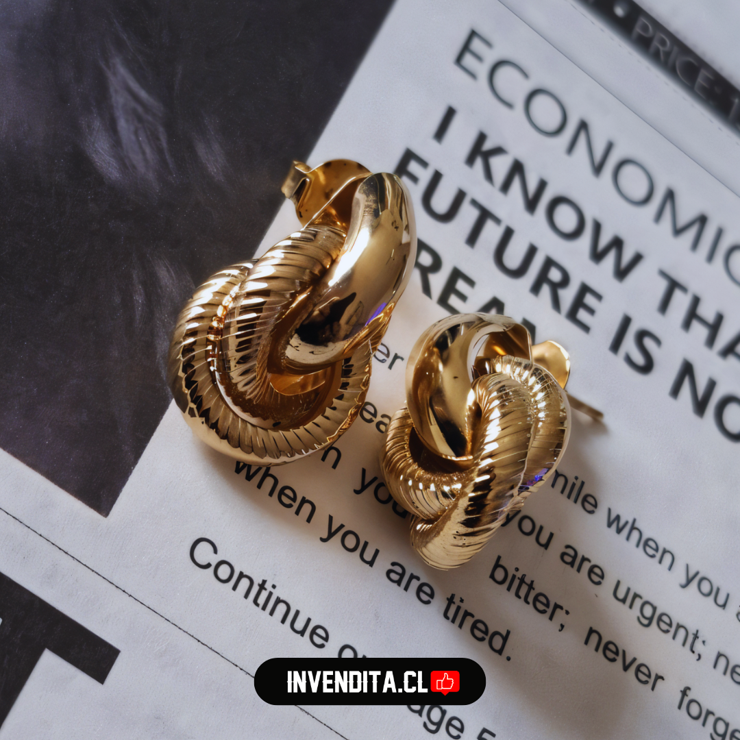 Aros enchapados de oro diseño nudo biselado