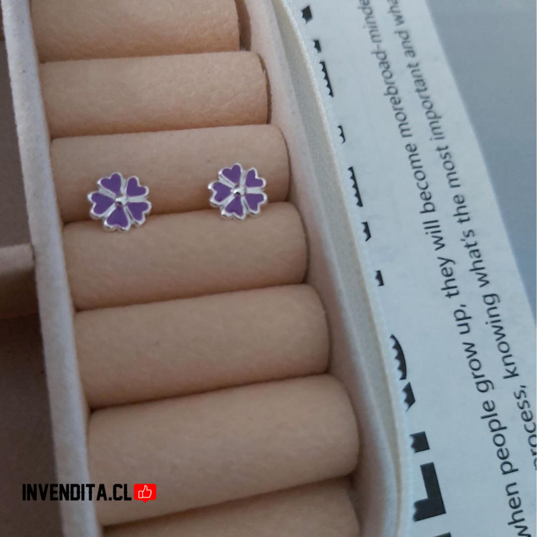 Aros de plata 925 delicadas flores esmaltadas color lavanda