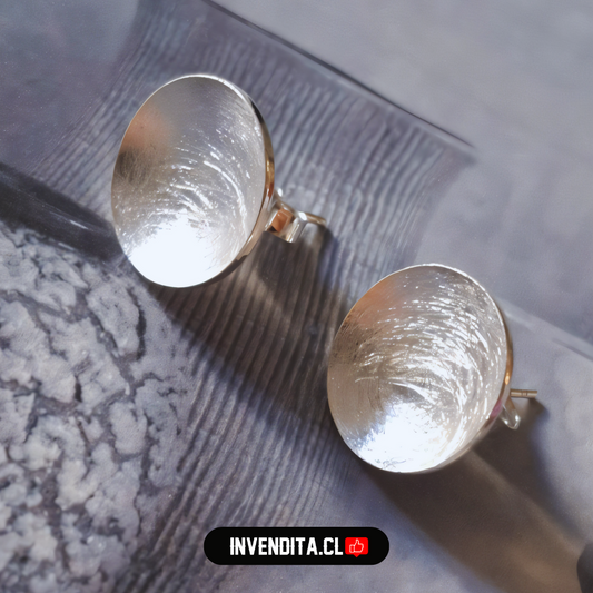 Aros de plata 925 botones hundidos satinados