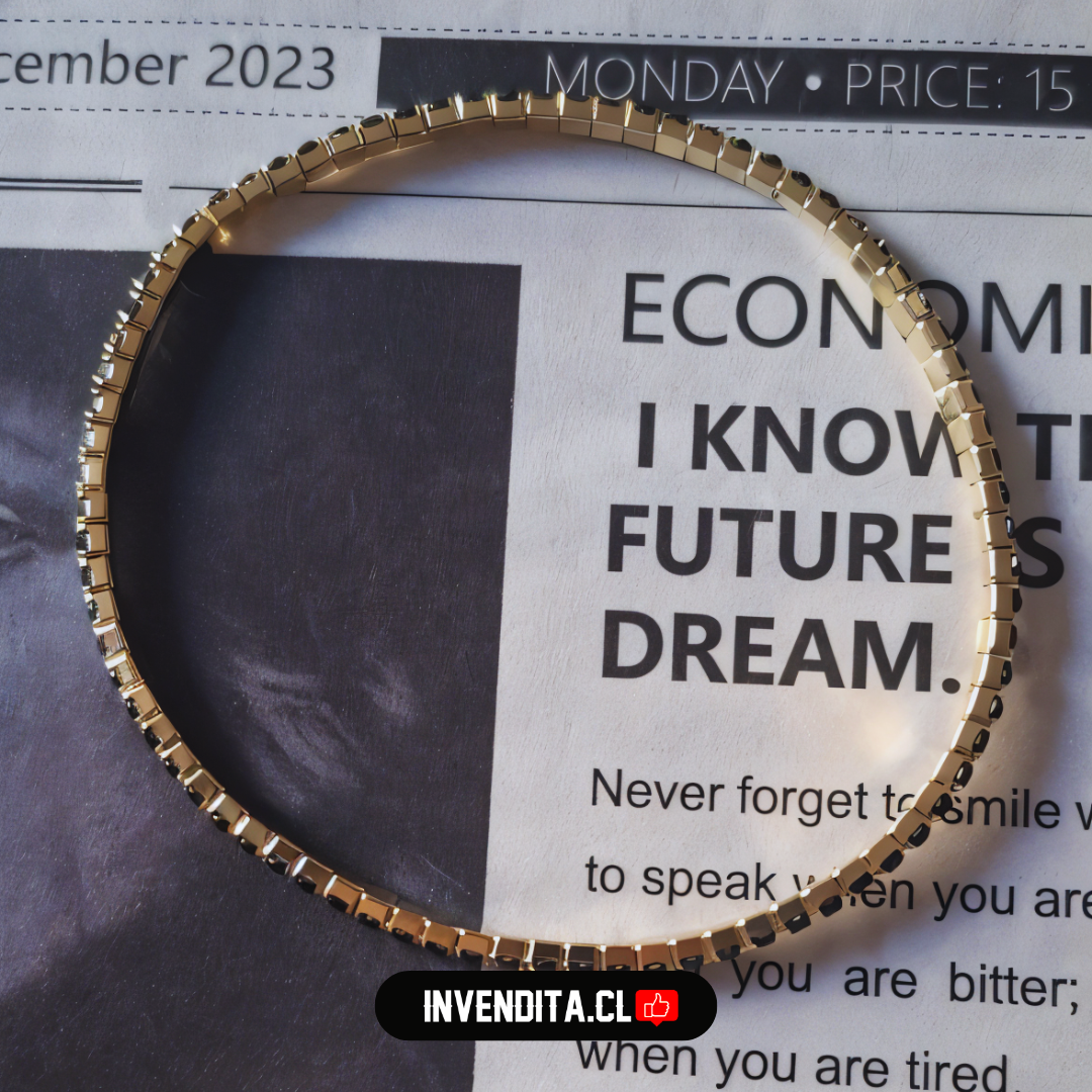Pulsera enchapada en oro elástica con circones onix