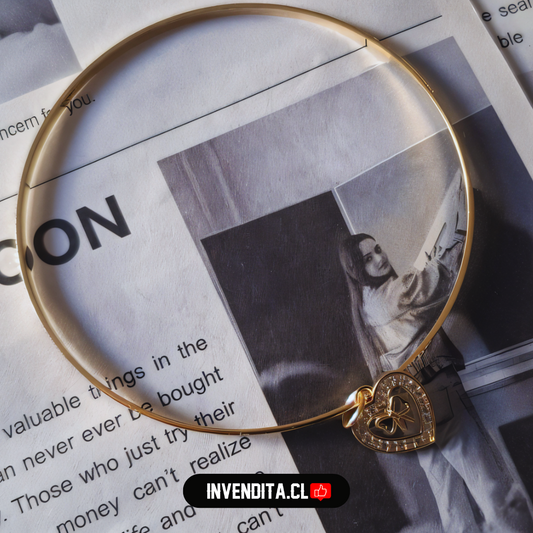 Pulsera enchapada en oro esclava y dije de corazón con circones