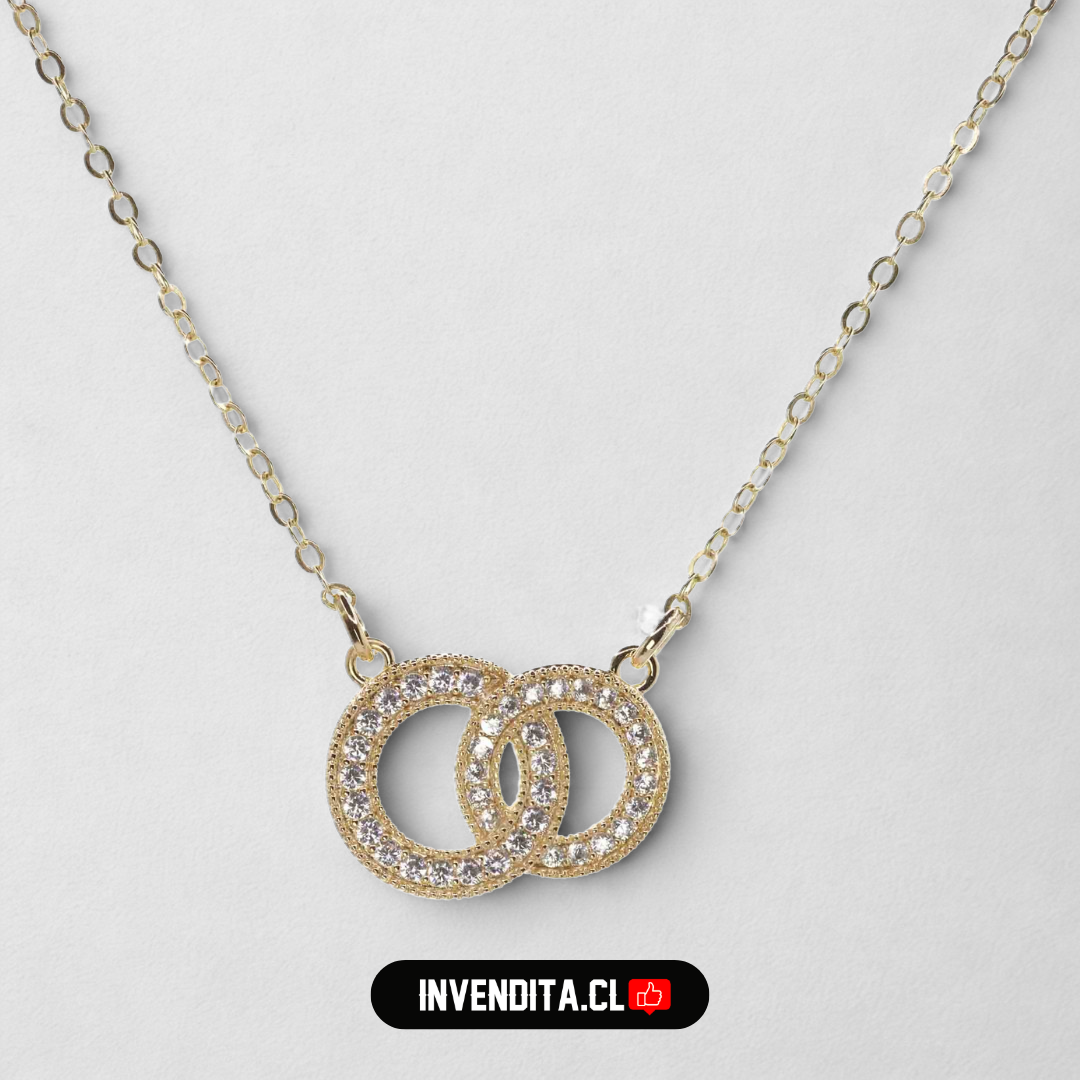 Collar enchapado en oro argollas cruzadas con circones