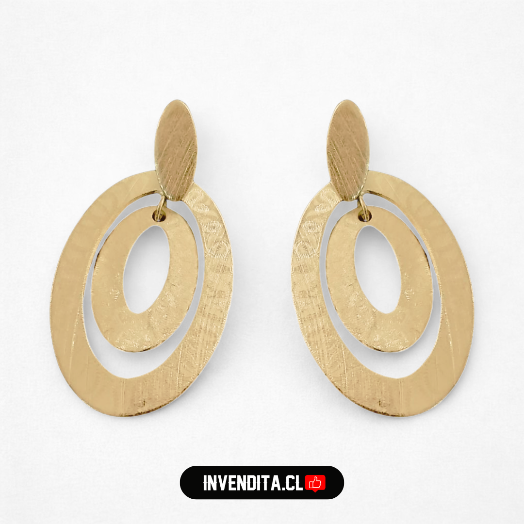 Aros enchapados en oro figuras ovaladas colgantes
