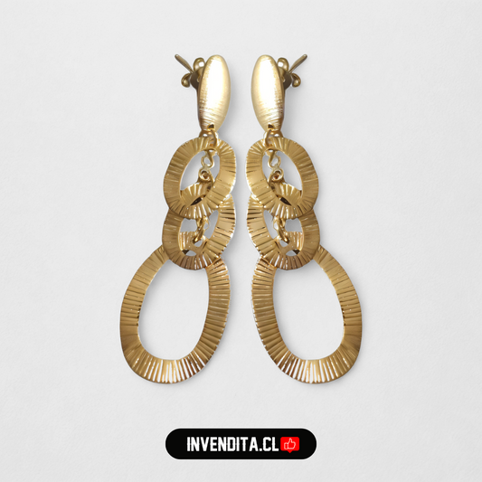 Aros enchapados en oro circulos irregulares satinados