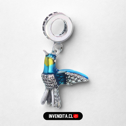 Charm estilo pandora colibrí celeste con pecho de circones