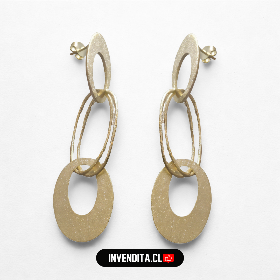 Aros enchapados en oro satinado modelo moderno