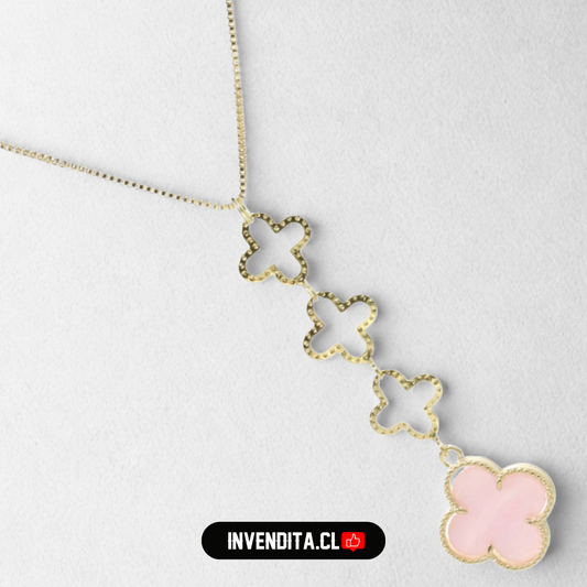 Collar enchapado en oro modelo figuras de flores y placa flor rosa