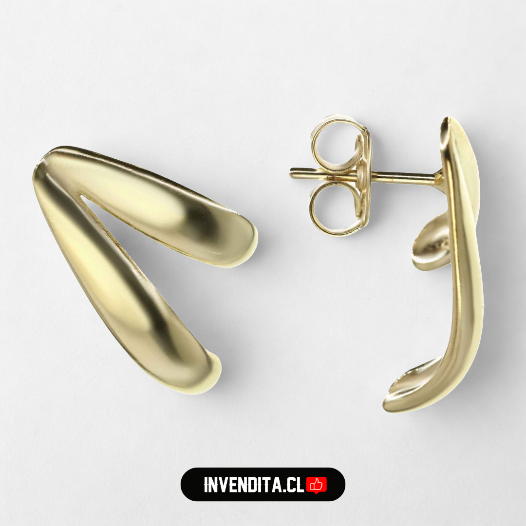 Aros enchapados en oro estilo en V de textura lisa