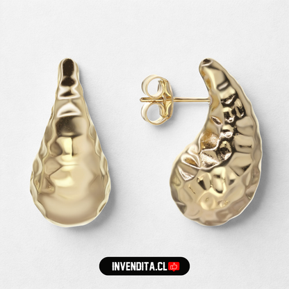 Aros enchapados en oro modelo gota estilo martillada