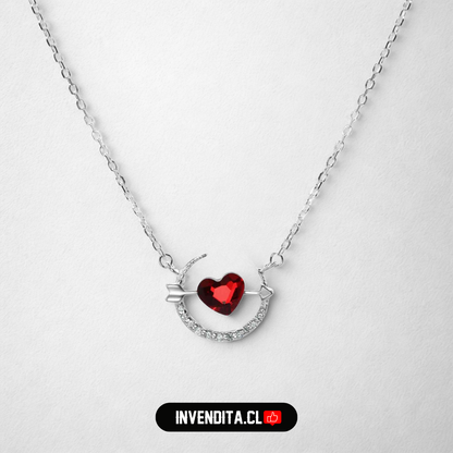Collar de plata 925 modelo flechazo corazón rubí