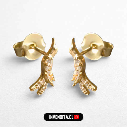 Aros enchapados en oro golondrina con circones