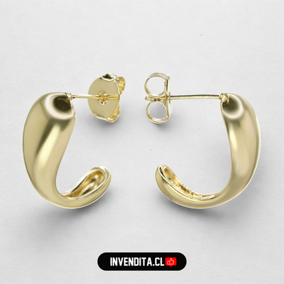 Aros enchapados en oro estilo semi argollas bote de textura lisa