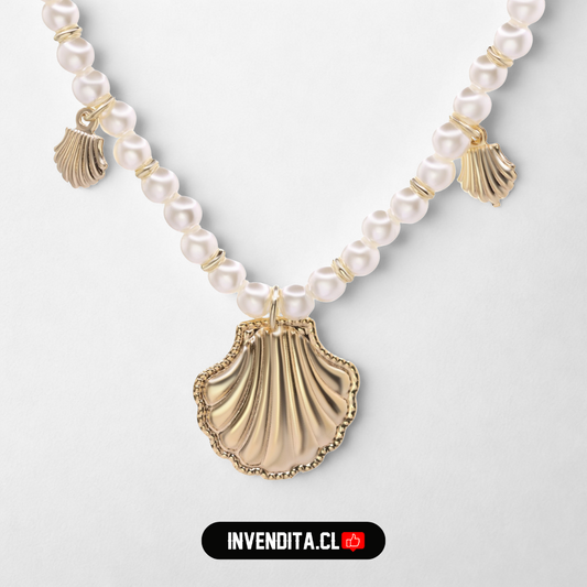 Collar enchapado en oro perlas de imitación con colgantes de concha y terminales dorados