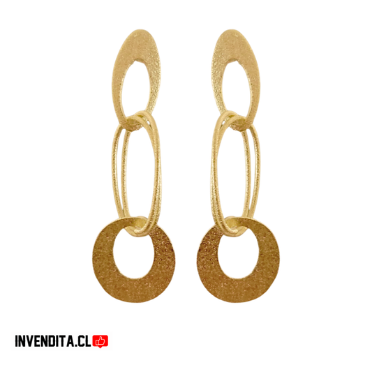 Aros enchapados en oro satinado modelo moderno
