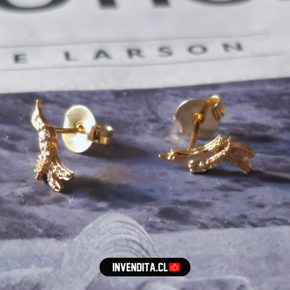 Aros enchapados en oro golondrina con circones