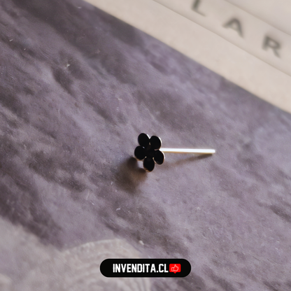 Aros de plata 925 piercing flor con circones negros