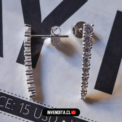 Aros de plata 925 estilo varita con serie de circones