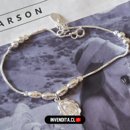 Pulsera de plata 925 esferas y óvalos con la figura de la virgen de Guadalupe