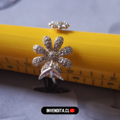 Anillo de plata 925 margarita de circones con golondrina