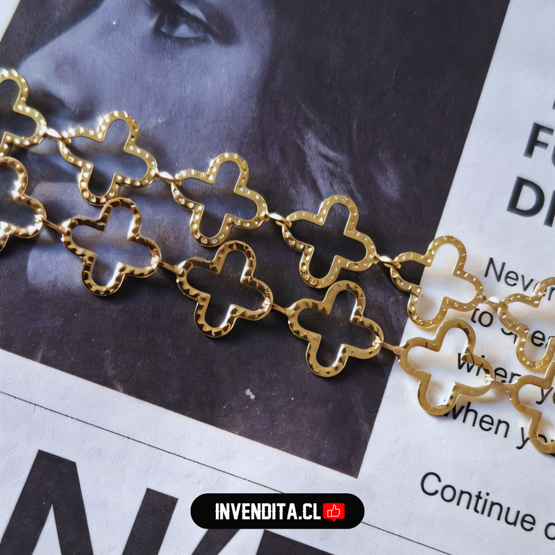 Collar enchapado en oro diseño placas de trébol