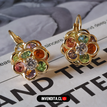 Aros enchapados en oro diseño flor de colores doble de circones