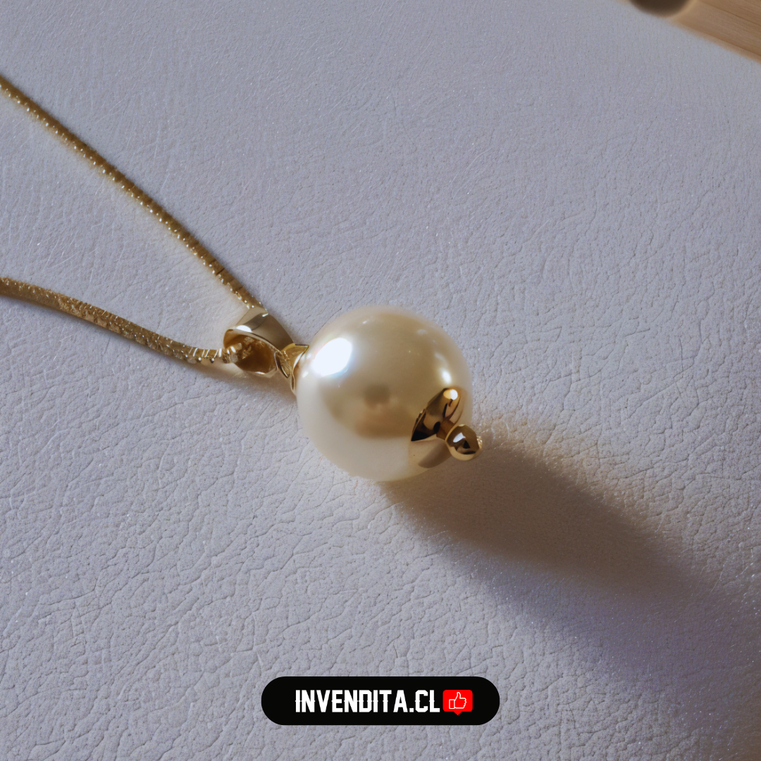 Collar enchapado en oro veneciana con perla de rio