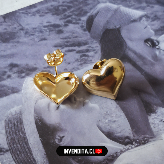 Aros enchapados en oro diseño corazón liso medio