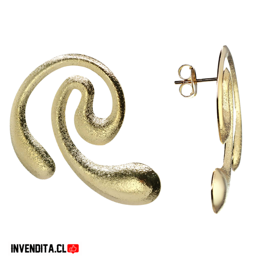 Aros enchapados en oro estilo espiral satinado
