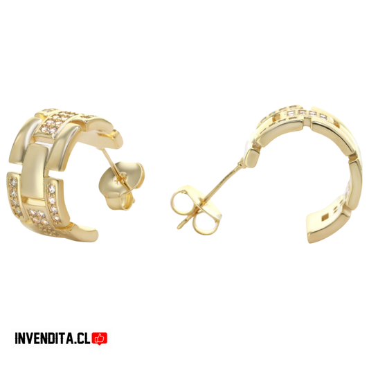 Aros enchapados en oro argolla semi abierta unión fragmentos lisos y circones