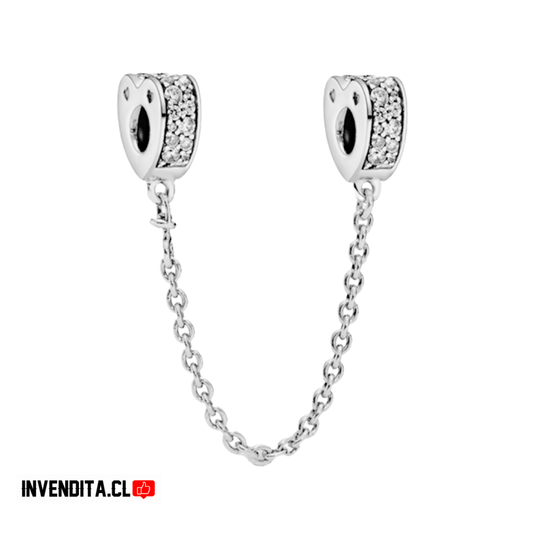 Charm estilo pandora corazones unidos con una cadena