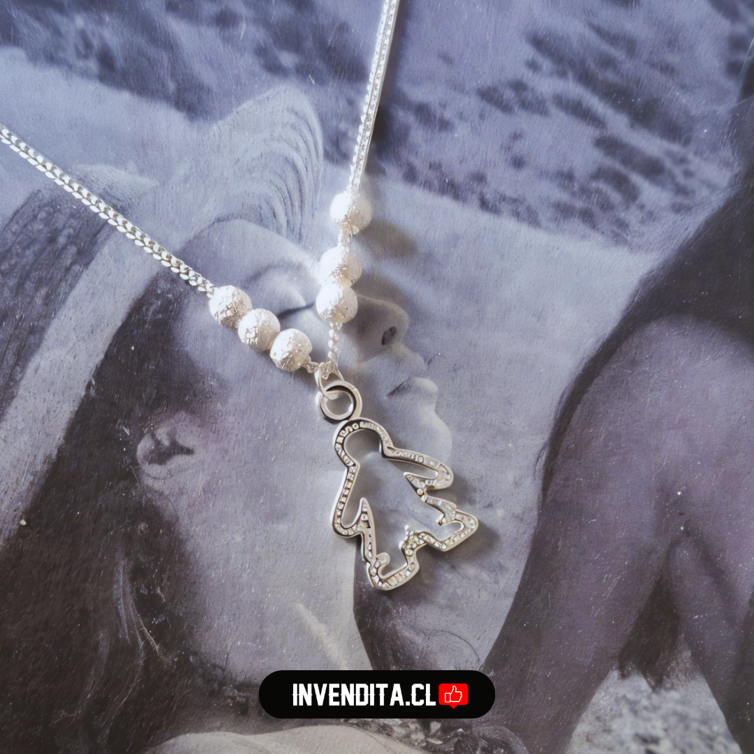 Collar de plata 925 figura niño con esferas satinadas