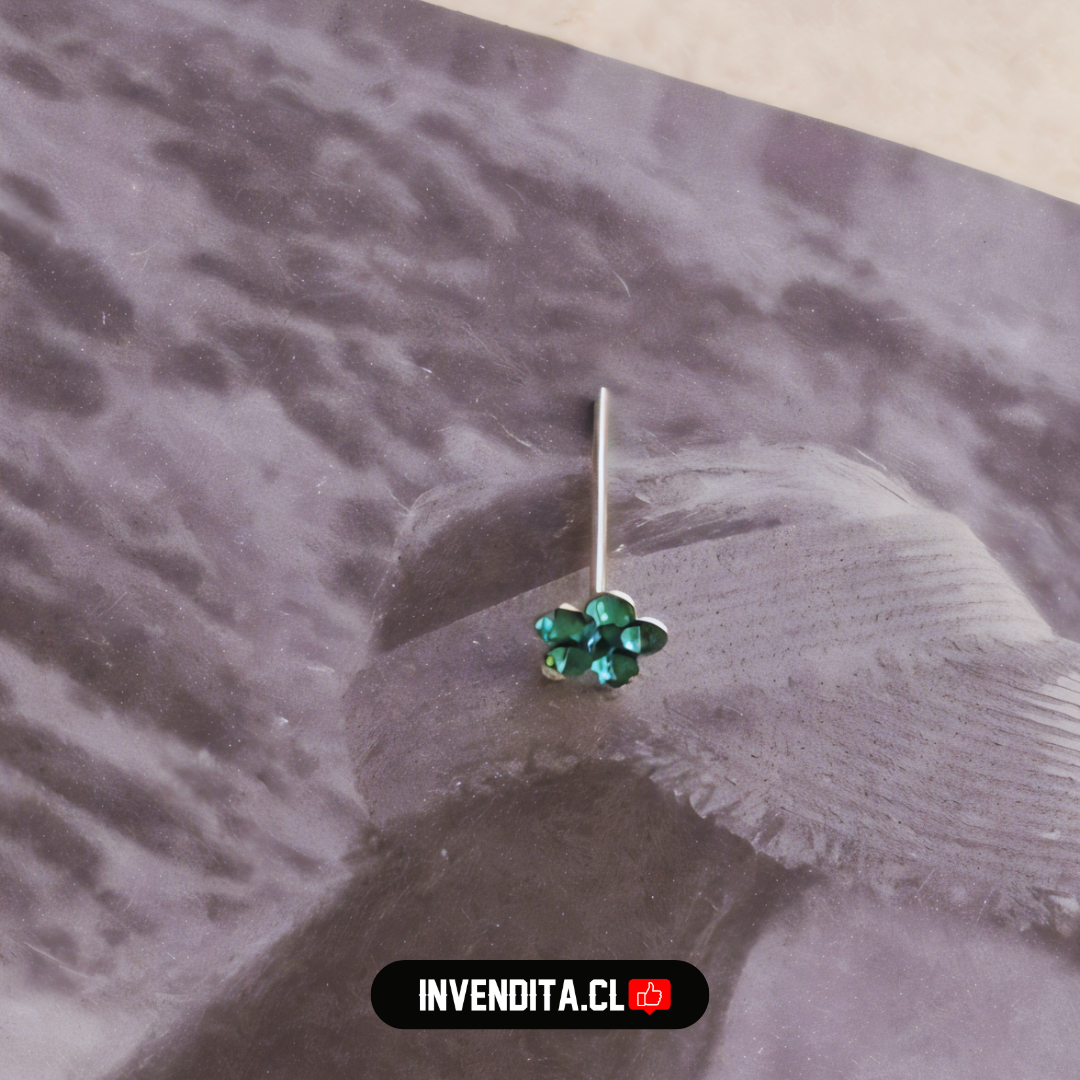 Aros de plata 925 piercing flor con circones verdes
