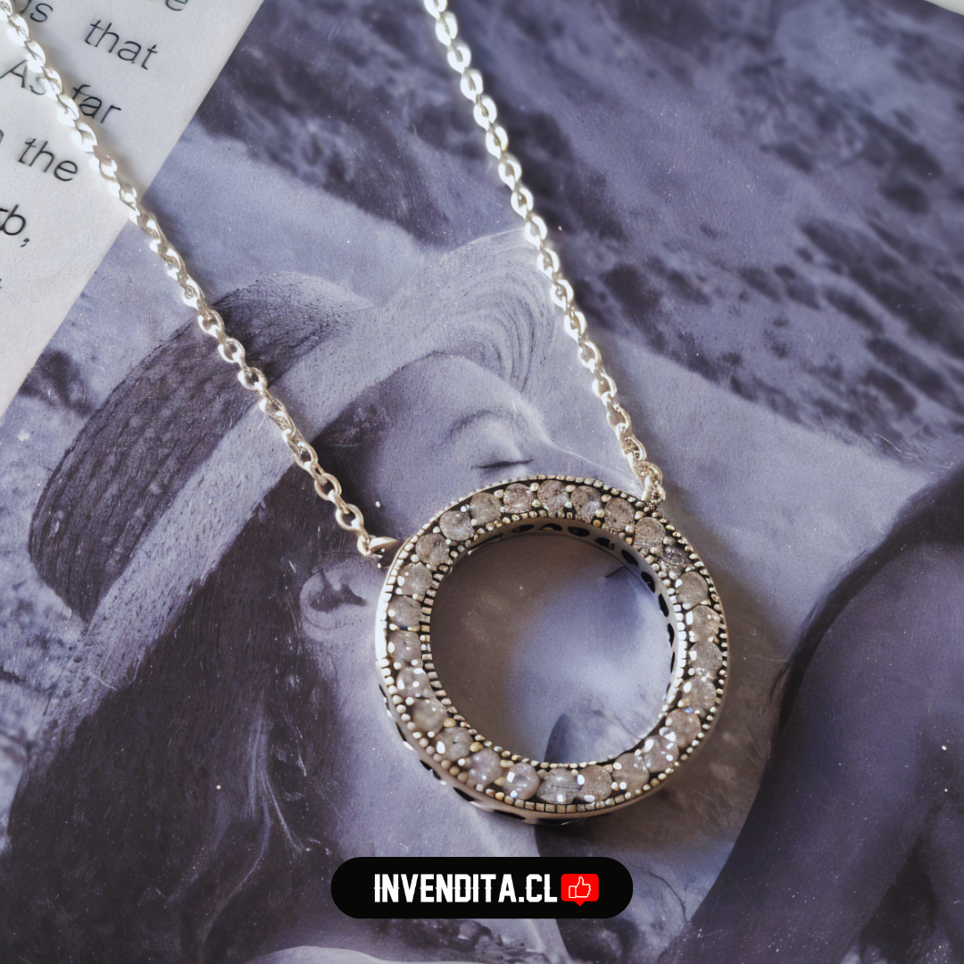 Collar de plata 925 circulo con circones