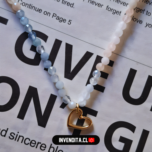 Collar enchapado en oro piedras Ágata colores pasteles y colgante corazón