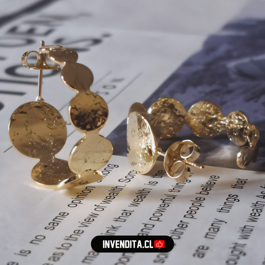 Aros enchapados en oro argollas diseño placas texturizadas