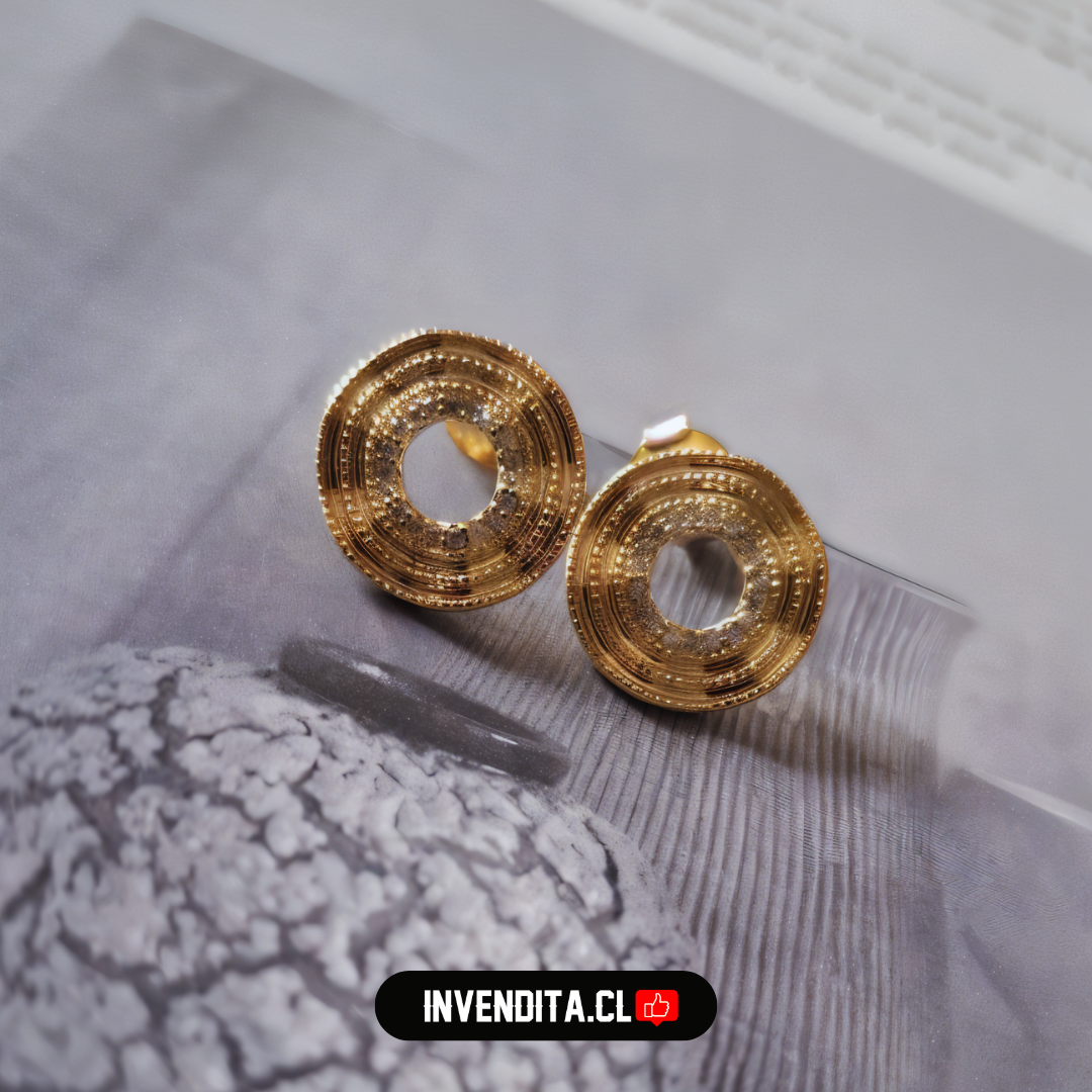 Aros enchapados en oro placa calada con circones