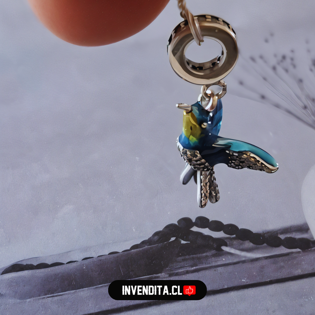 Charm estilo pandora colibrí celeste con pecho de circones