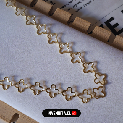 Collar enchapado en oro diseño placas de trébol