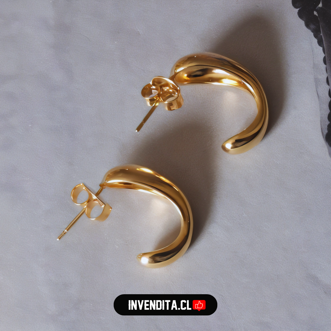 Aros enchapados en oro estilo semi argollas bote de textura lisa